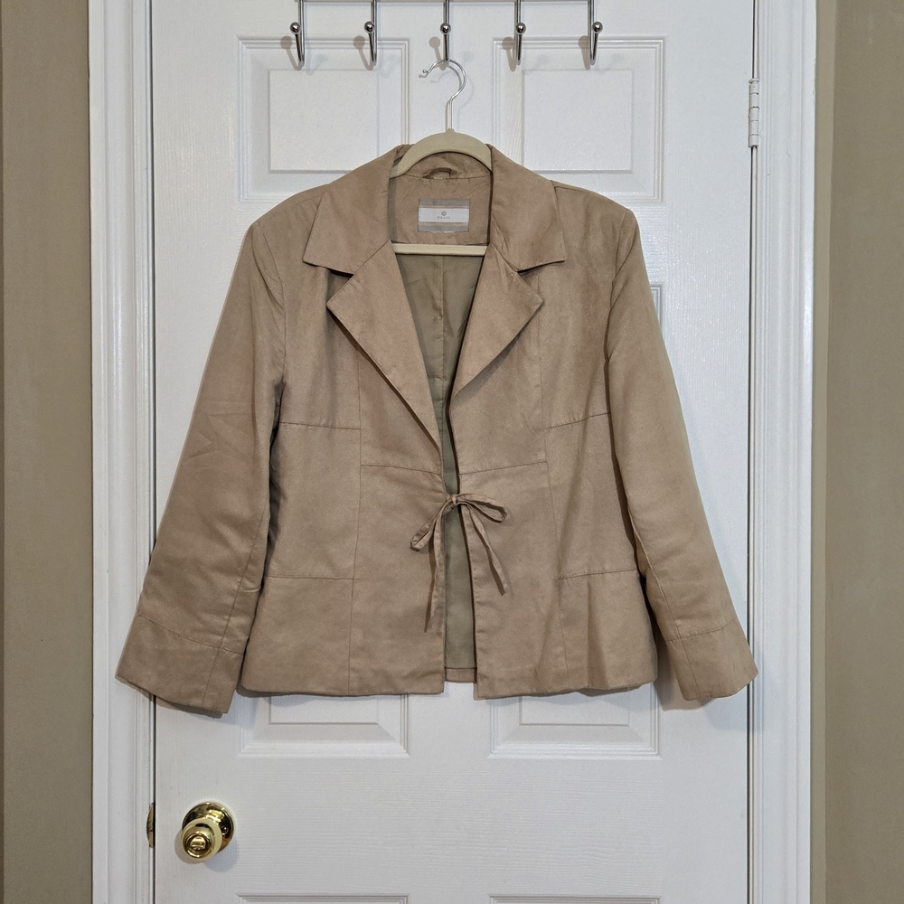 Nuage Womans Open Suede-Like Jacket ~ Sz. L (Large) Tag removed ~ Tan Color ~EUC